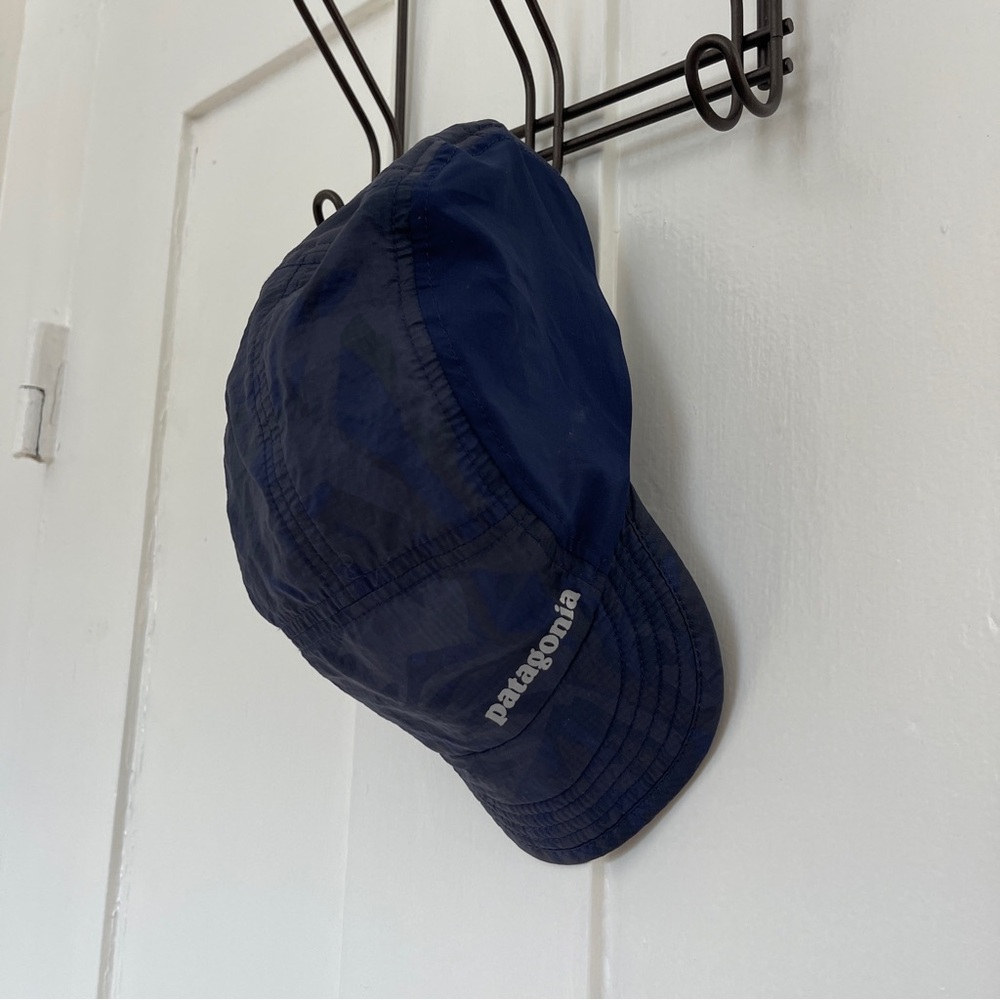 Patagonia Airdini Trail Running Cycling Hat Ultra light Nylon Blue Camo